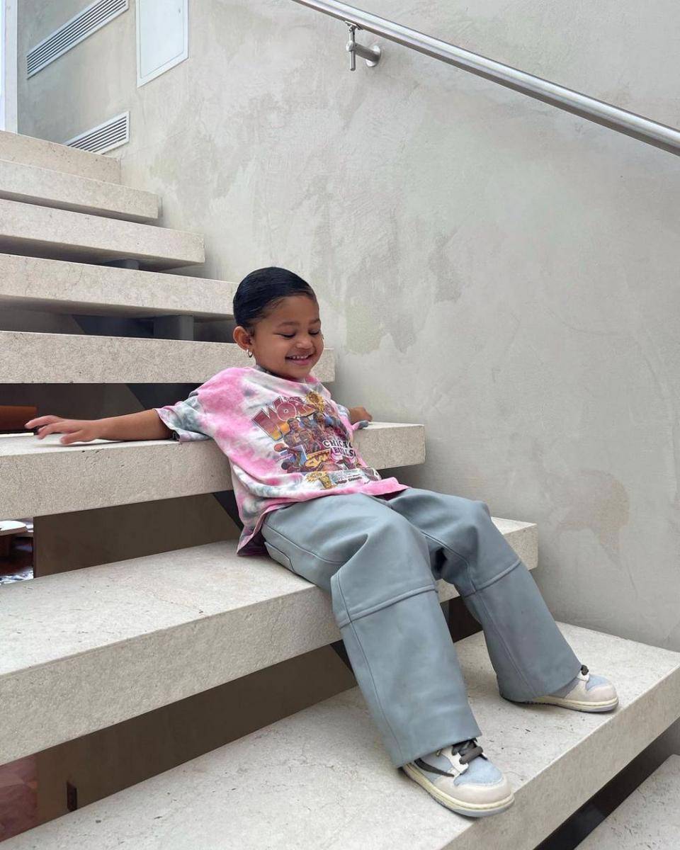 potret Stormi anak Kylie Jenner (instagram.com/kyliejenner)