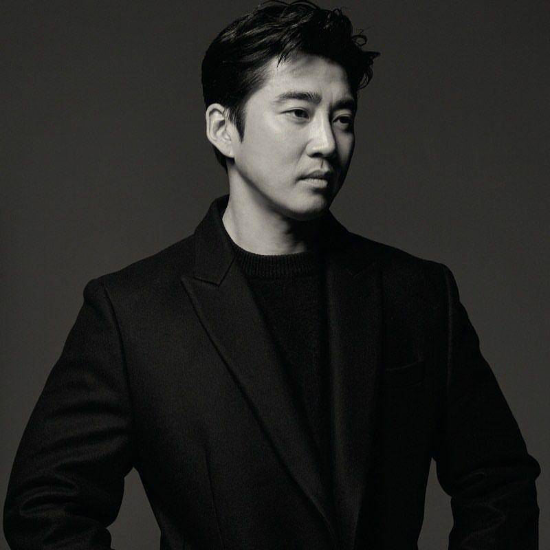 Yoon Kye Sang (instagram.com/enter_just)