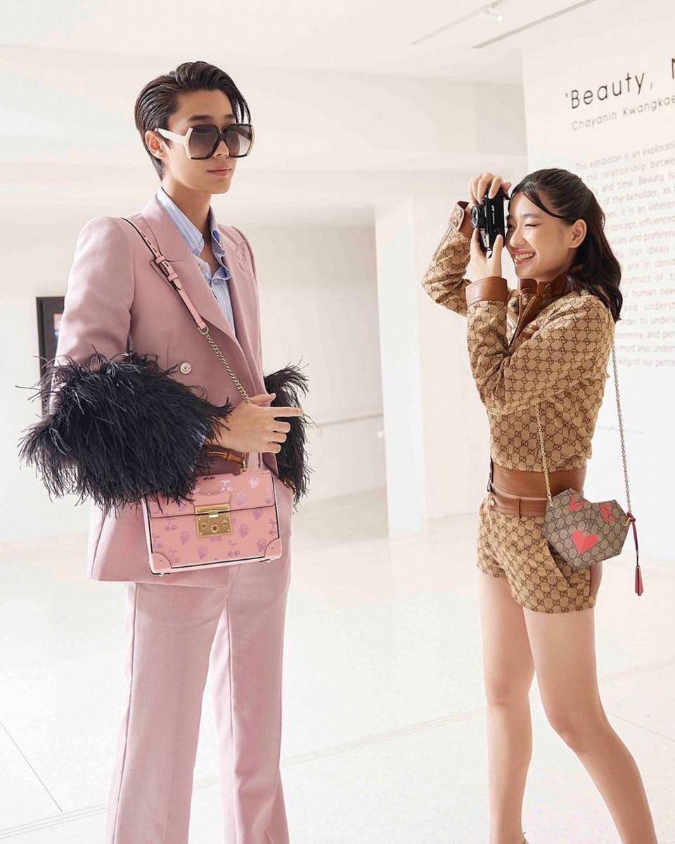 Pemotretan Dew dan Tu. (instagram.com/bazaarmenthailand)