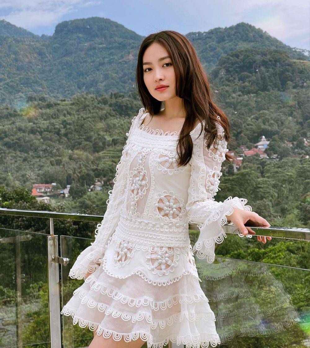 Natasha Wilona (Instagram.com/natashawilona12)