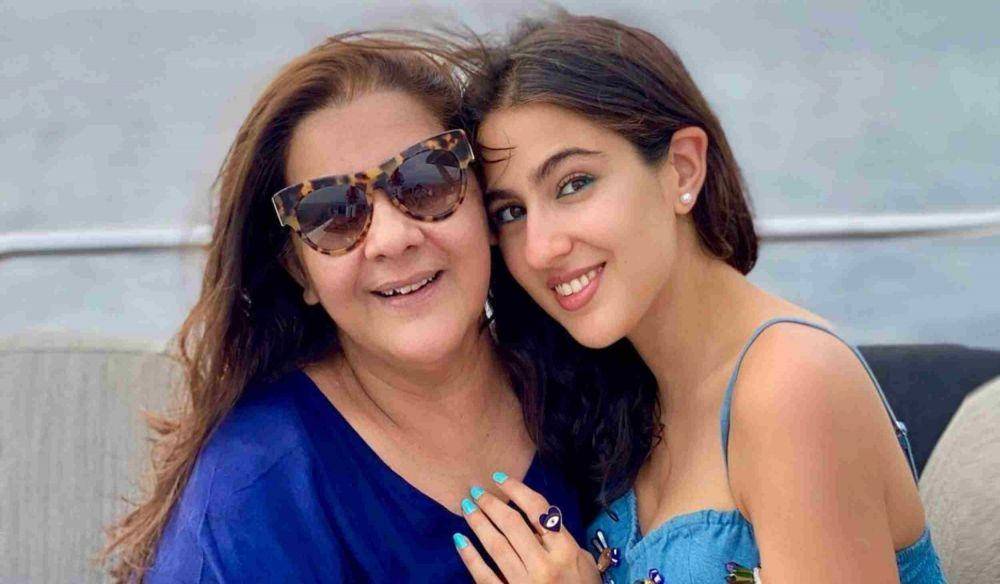 Sara Ali Khan dan Amrita Singh (Instagram.com/saraalikhan95/)