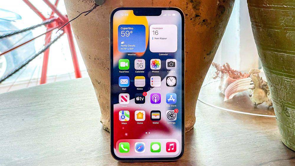 potret Apple iPhone 13 Pro (tomsguide.com)