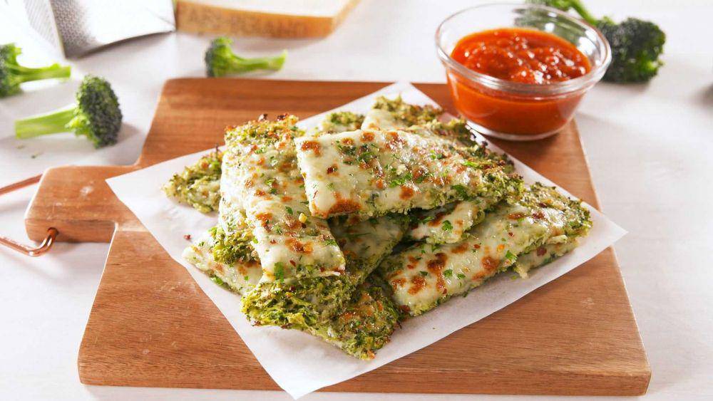 ilustrasi broccoli cheesy bread (delish.com)