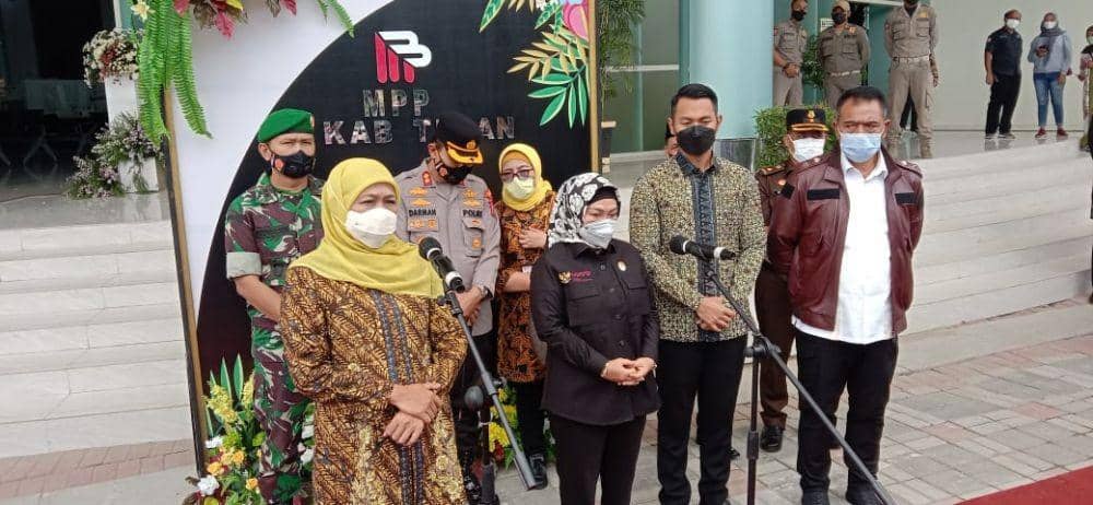Gubernur Khofifah Indar Parawansa saat menghadiri acara peresmian MPP di Tuban. IDN Times/Imron