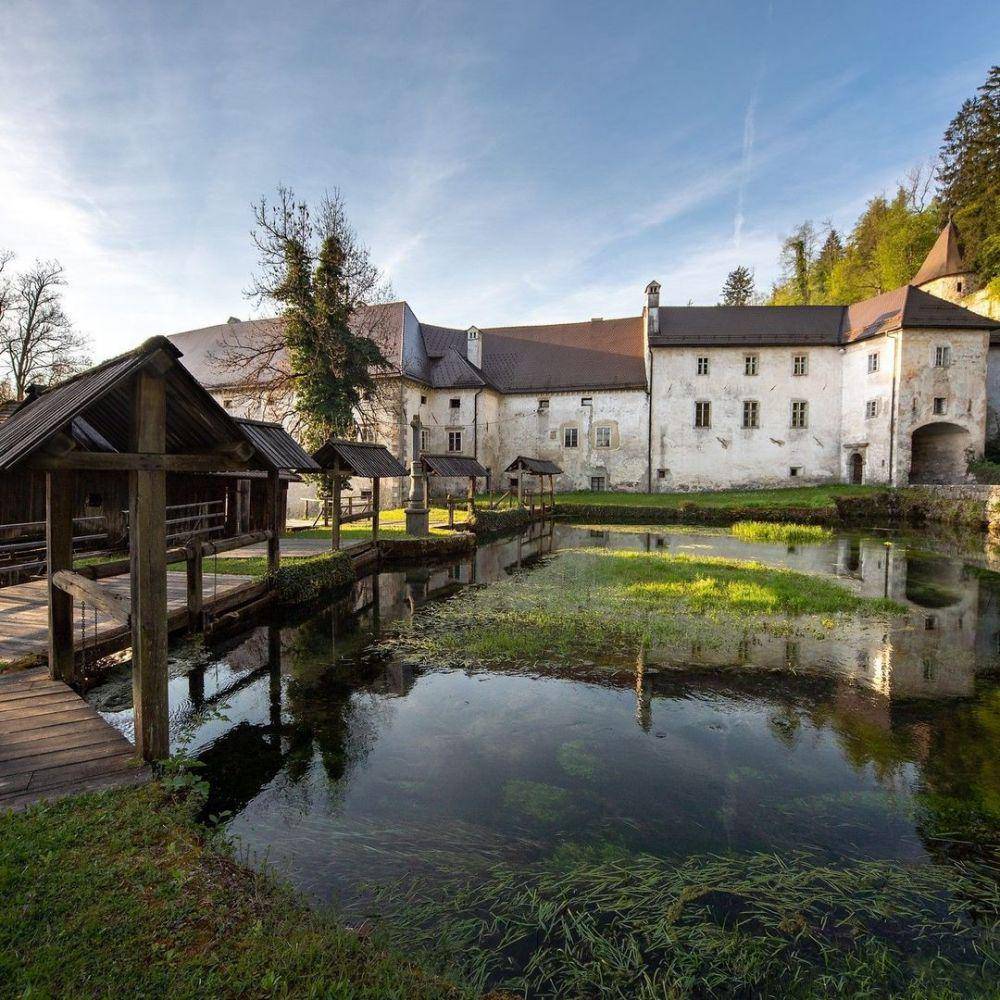 Bistra Castle (instagram.com/luxuryslovenia)
