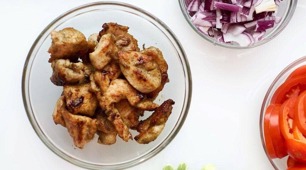 ilustrasi ayam ungkep teh celup (unsplash.com/Szabo Viktor)