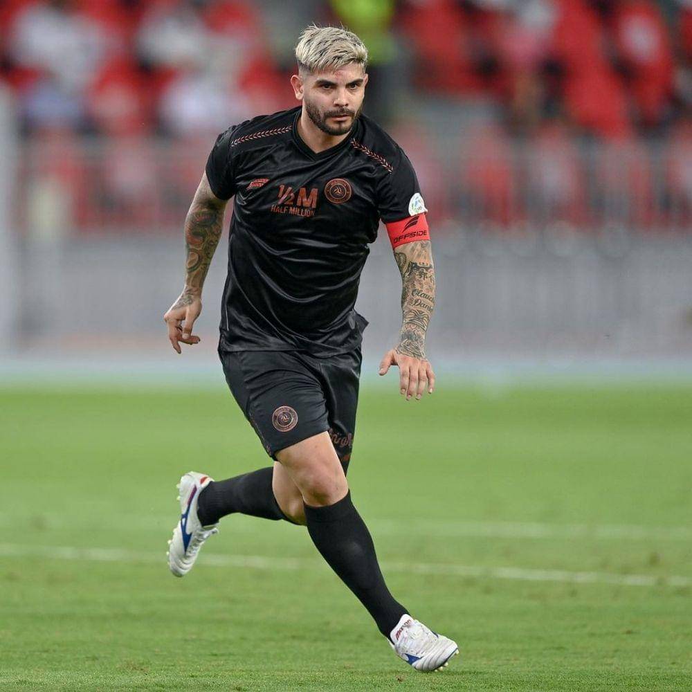 Ever Banega tampil berkostum Al-Shabab. (instagram.com/ever19banega)