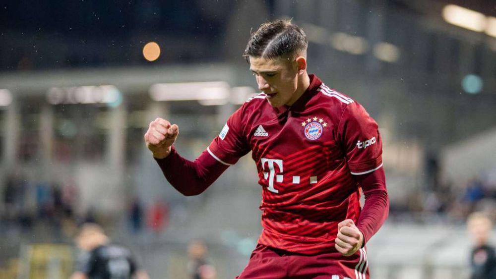 Nemanja Motika bersama FC Bayern II (newsrnd.com)