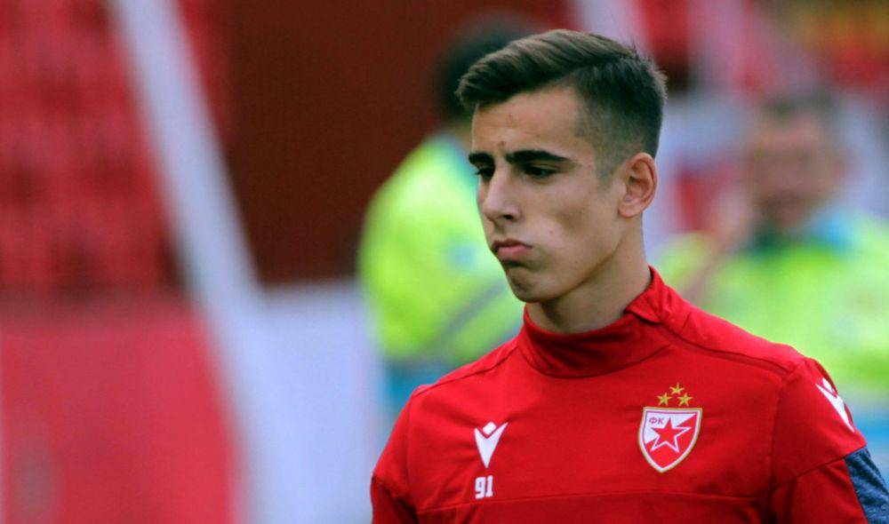 Andrija Radulovic bersama Red Star (sempreinter.com)