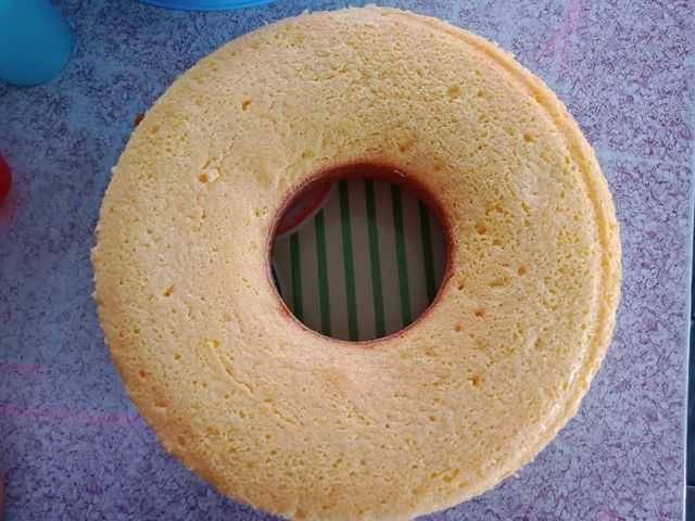 bolu jeruk nutrisari (instagram.com/kimikonailart)