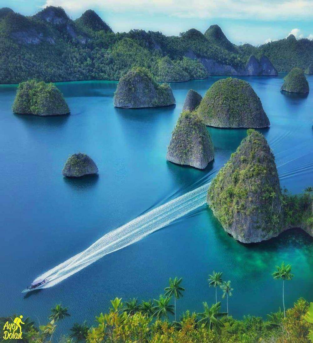 Pulau Wayag (instagram.com/ayodolan)