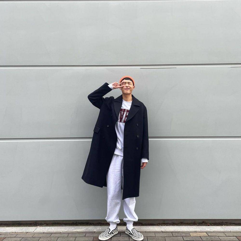 ootd hangout Jin Ho Eun (instagram.com/jinhoeun_)