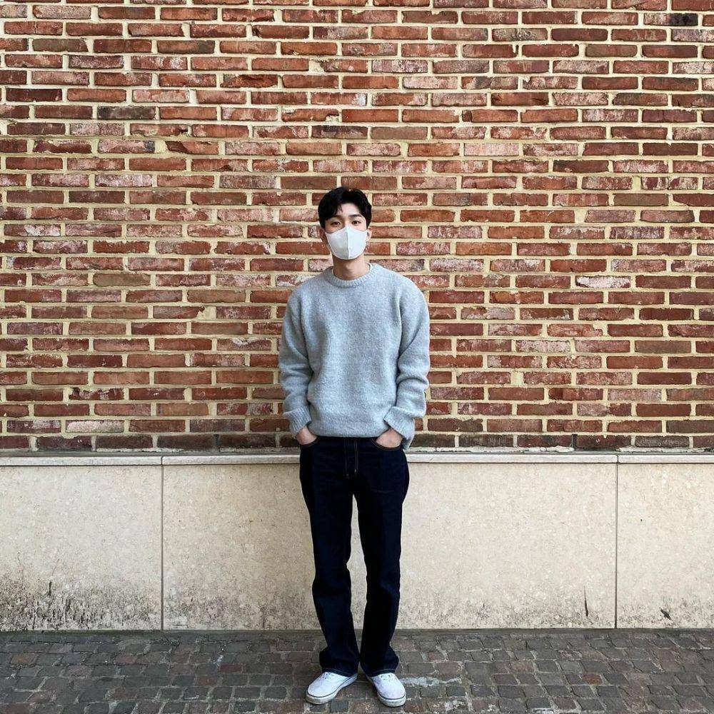 ootd hangout Yoo In Soo (instagram.com/k.a_innsoo)