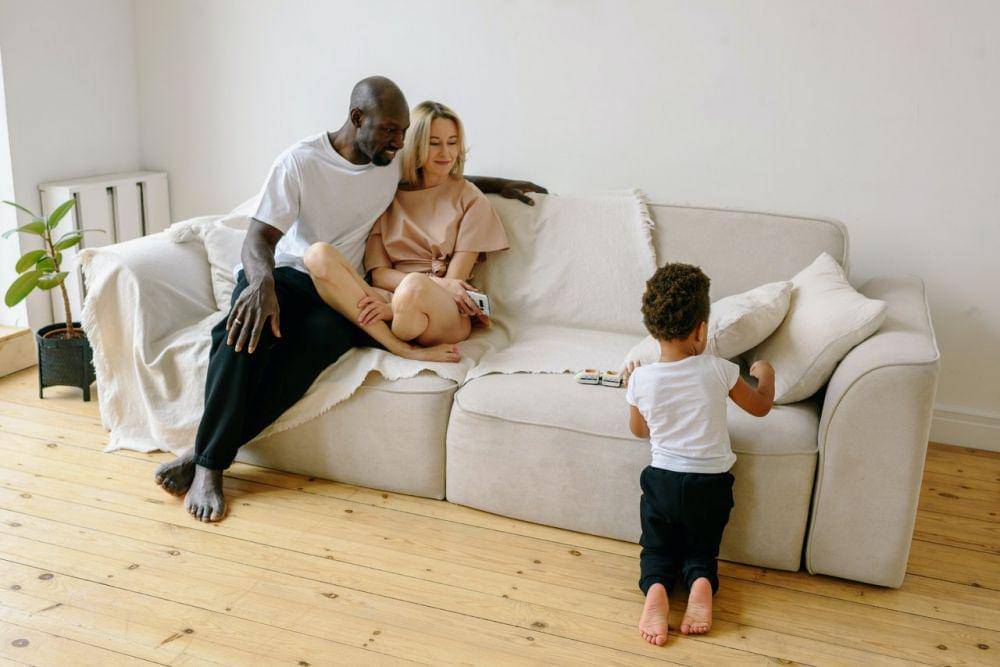 ilustrasi keluarga (pexels.com/Ksenia Chernaya)