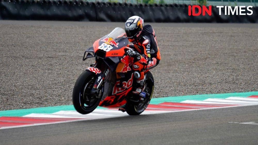 Hari 1 pra musim MotoGP 2022 di Sirkuit Mandalika pada Jumat (11/2/2022). (IDN Times/Aldila Muharma)