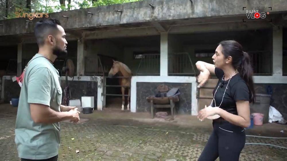 lapangan kuda Nabila Syakieb (youtube/the sungkars)