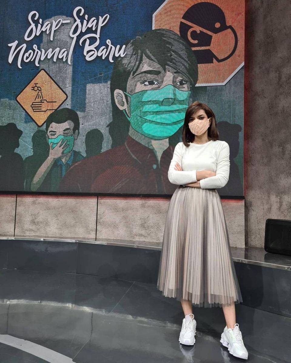 fashion kasual Najwa Shihab (instagram.com/najwashihab)