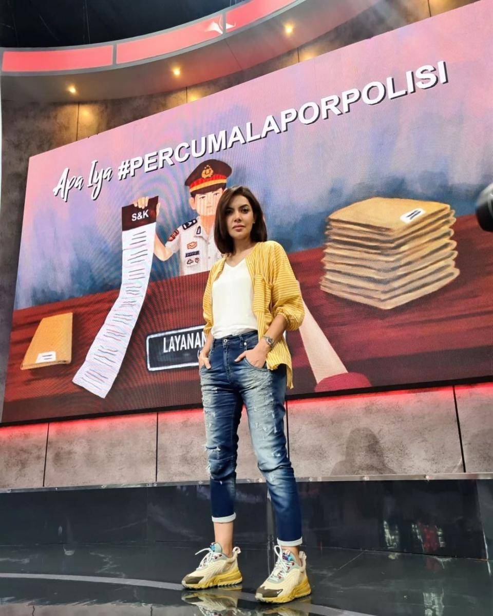 fashion kasual Najwa Shihab (instagram.com/najwashihab)