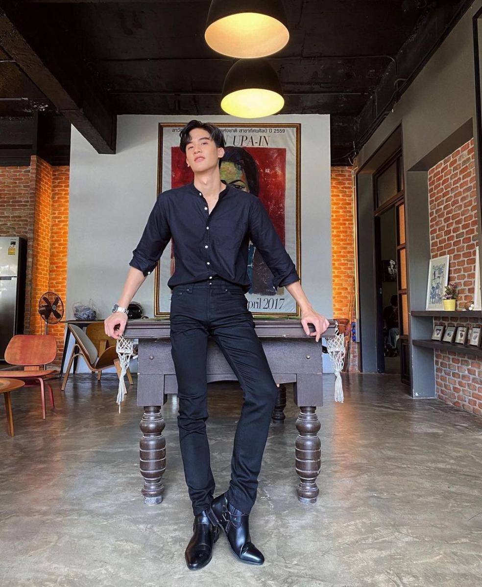Tay Tawan (Instagram.com/tawan_v)