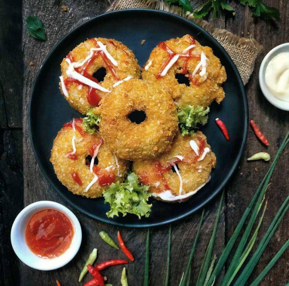 donat (instagram.com/tia_sulaksono)