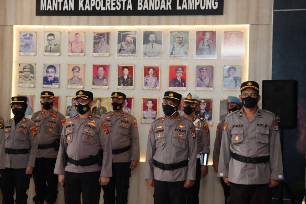 Polresta Bandar Lampung menggelar serah terima jabatan (Sertijab) pada sejumlah perwira menengah (Pamen) di wilayah hukum setempat. (IDN Times/Istimewa)