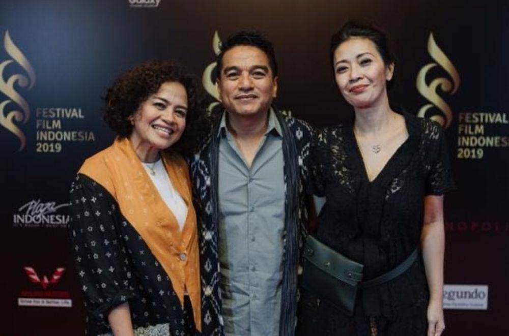 Indra Lesmana bersama istri dan Mira Lesmana(instagram.com/honlesmana)