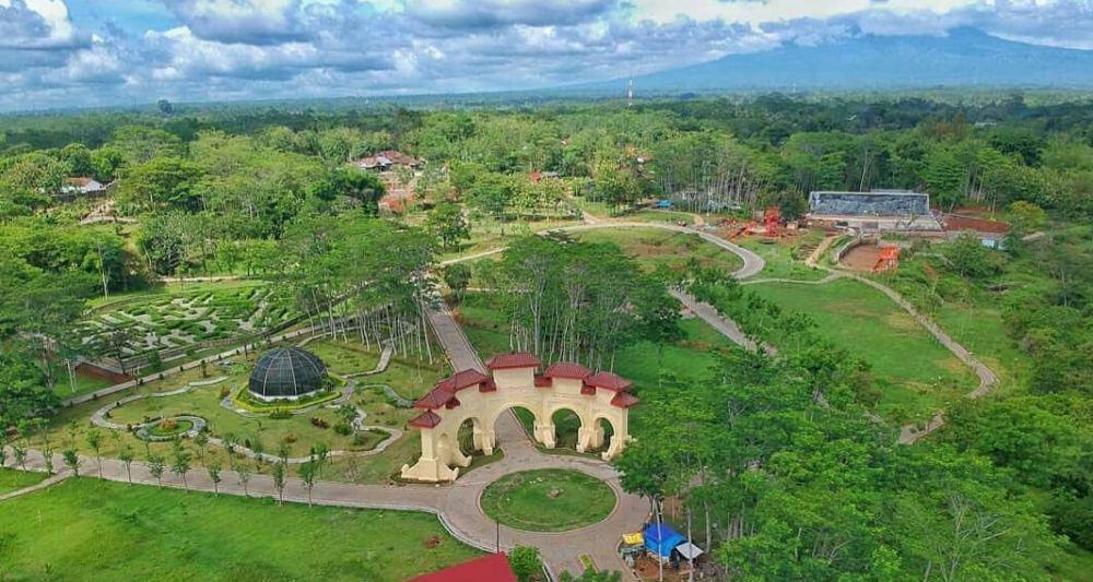 Wisata Kebun Raya Indrokilo Boyolali: Lokasi, Harga, dan Tips