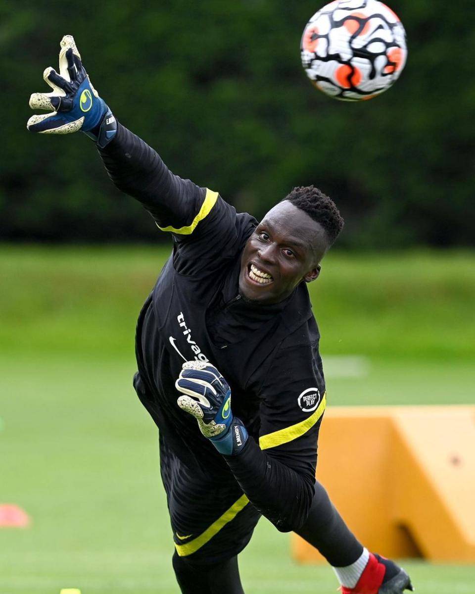 potret Edouard Mendy berlatih bersama Chelsea (instagram.com/edou_mendy)