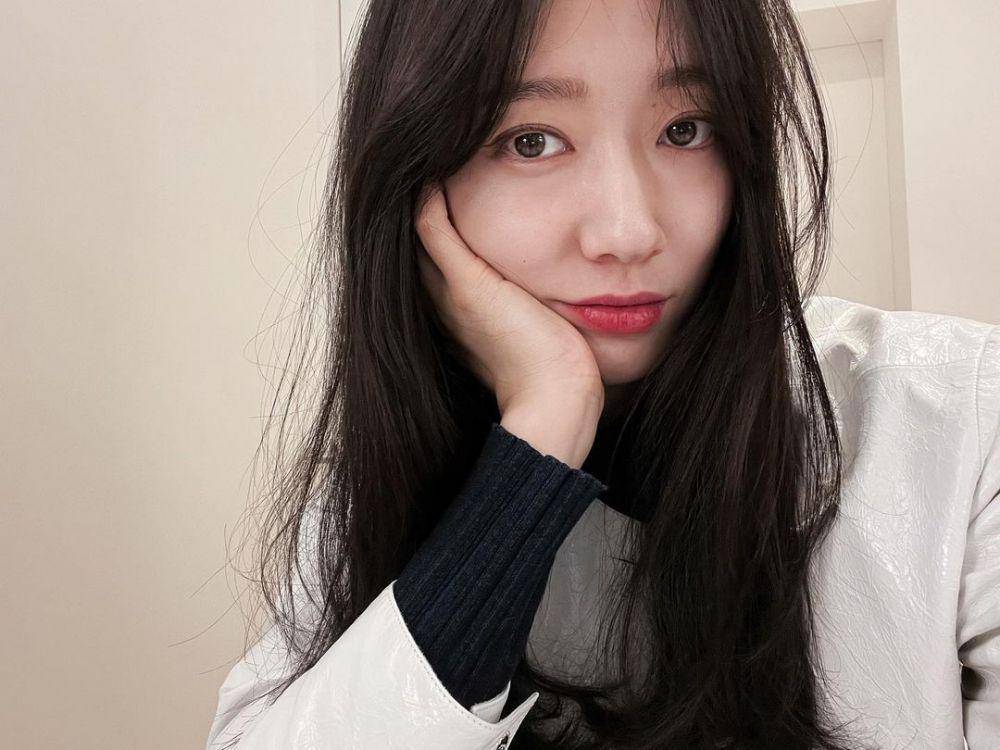 Park Shin Hye (instagram.com/ssinz7)