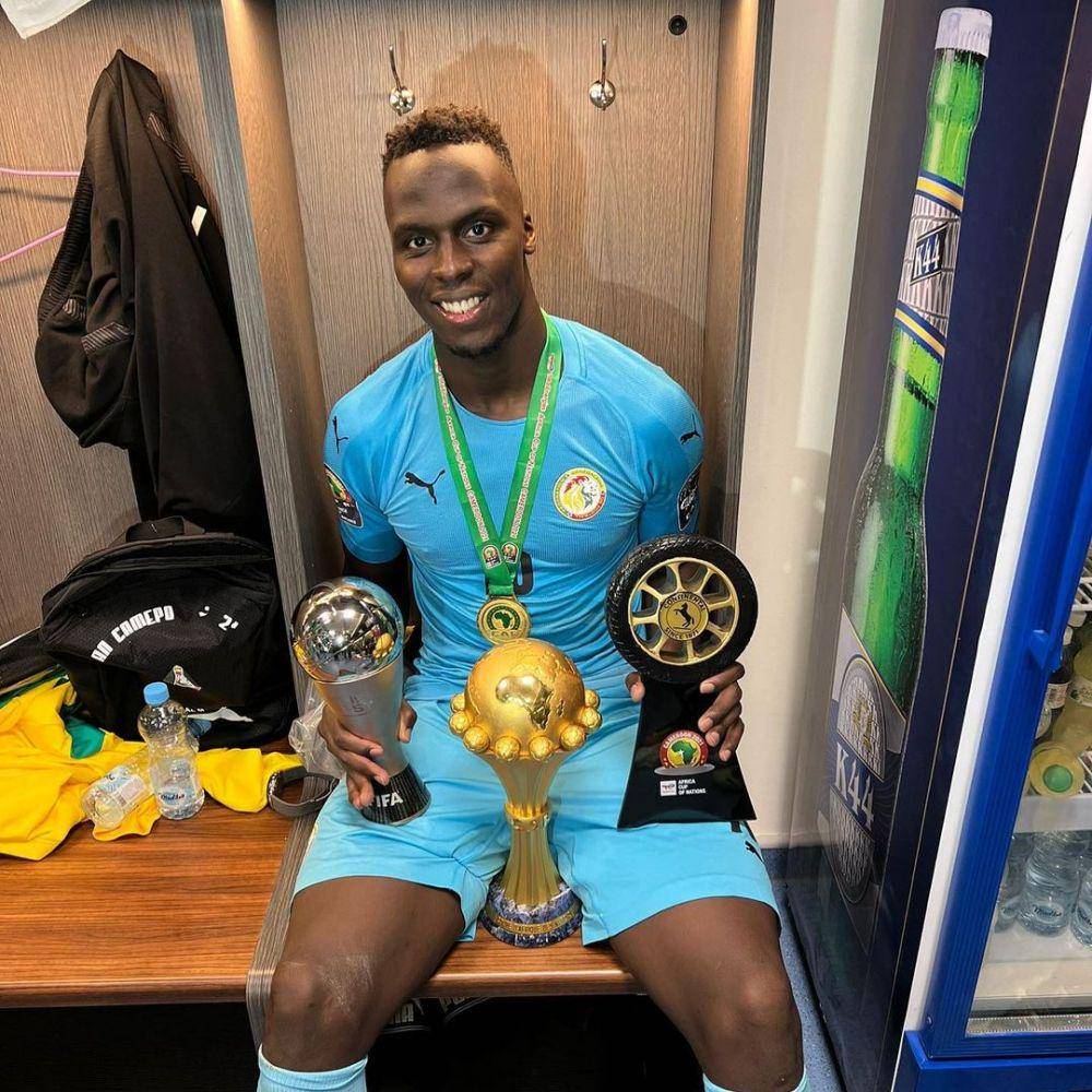 Edouard Mendy berhasil memenangkan gelar bersama Timnas Senegal usai mengalahkan Mesir (instagram.com/edou_mendy)