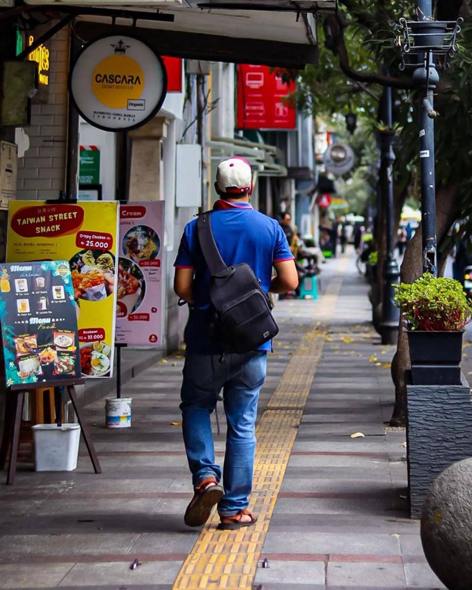 Braga jalan ikonik Kota Bandung (instagram.com/im_naiphoto)