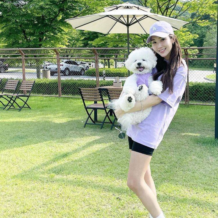 Park Min Young (Instagram.com/rachel_mypark)