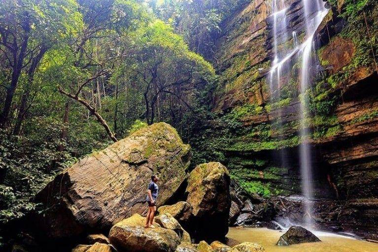 Air Terjun Niagara Tembinus (nativeindonesia.com)