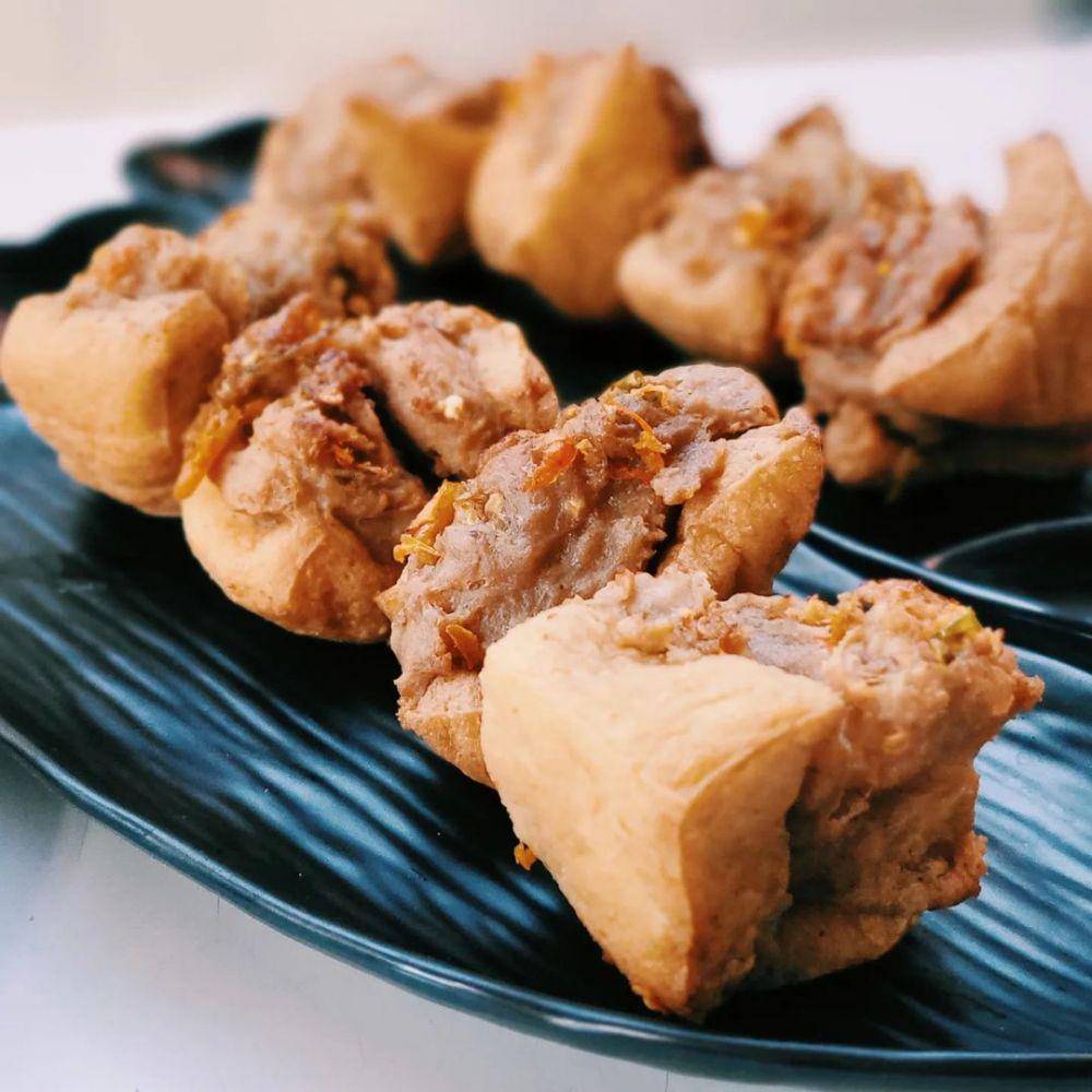 tahu bakso (instagram.com/keboenkopie)