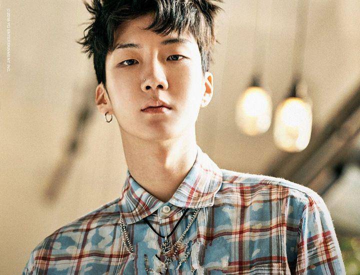 Hoony WINNER (instagram.com/winnercity)
