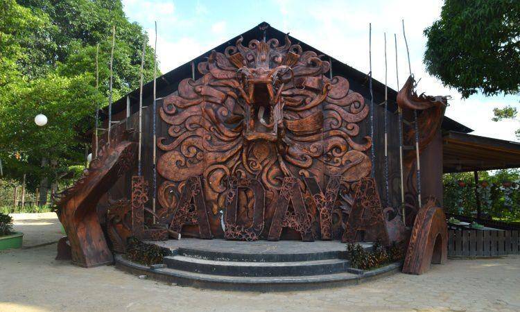 Ladang Budaya Tenggarong di Kutai Kartanegara (https://tenggarong-info.blogspot.com/)