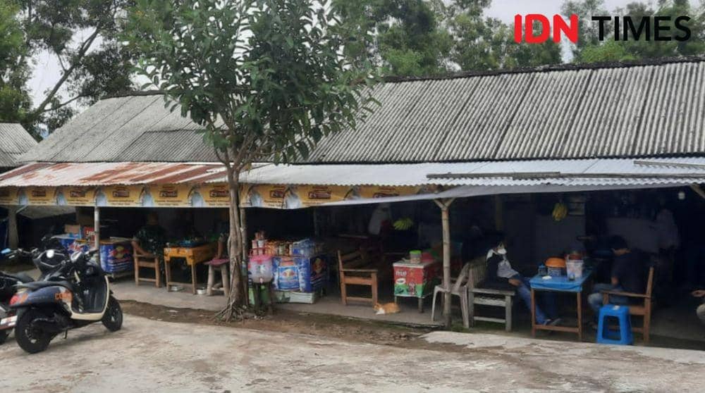 Warung makan yang tak jauh dari Bukit Bego, Jalan Imogiri-Dlingo, Bantul. (IDN TImes/Daruwaskita