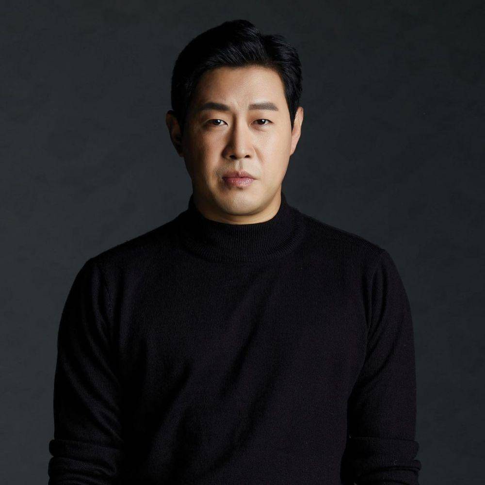 Shim Wan Joon (instagram.com/bbentofficial)