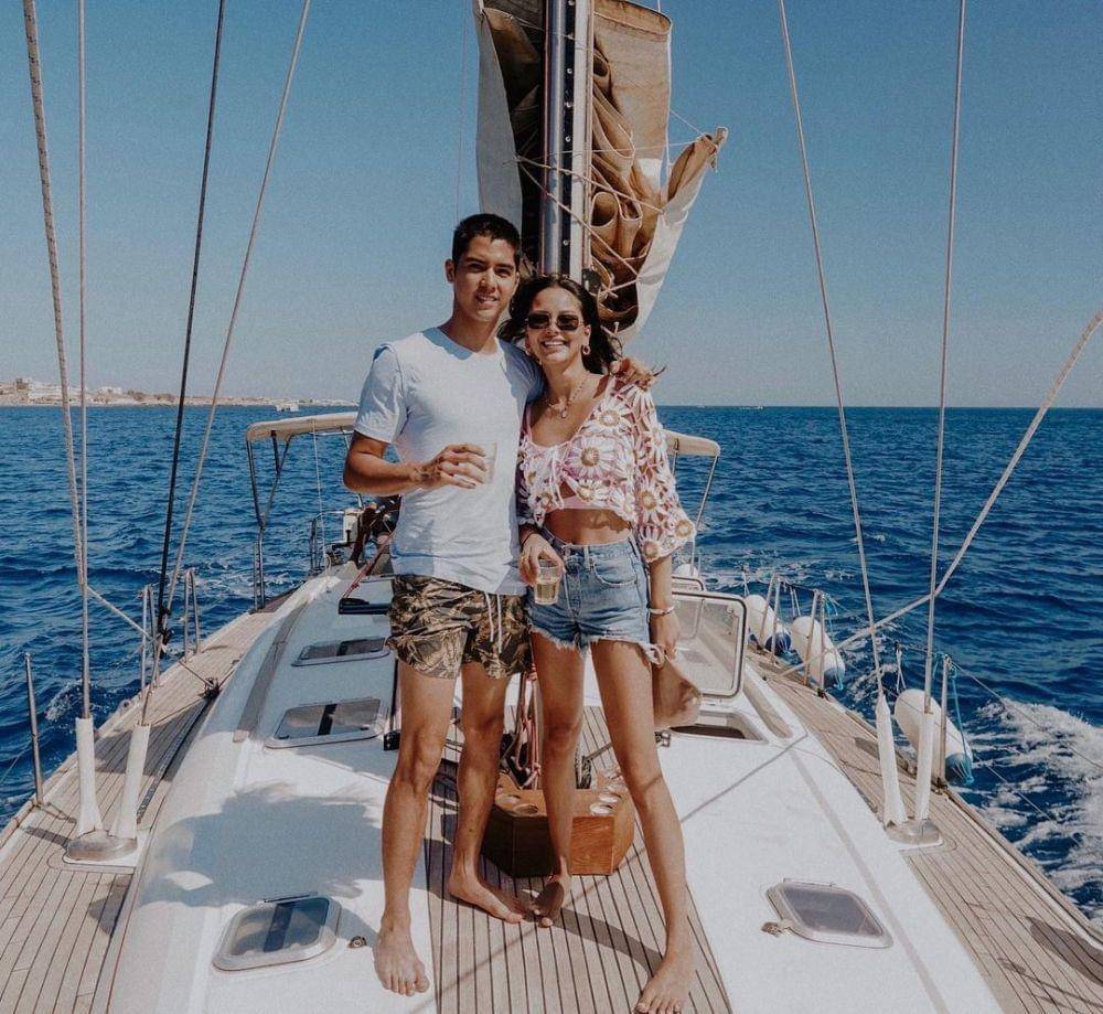 Gaya Couple Alyssa Daguise dan Al Ghazali. (instagram.com/alyssadaguise)