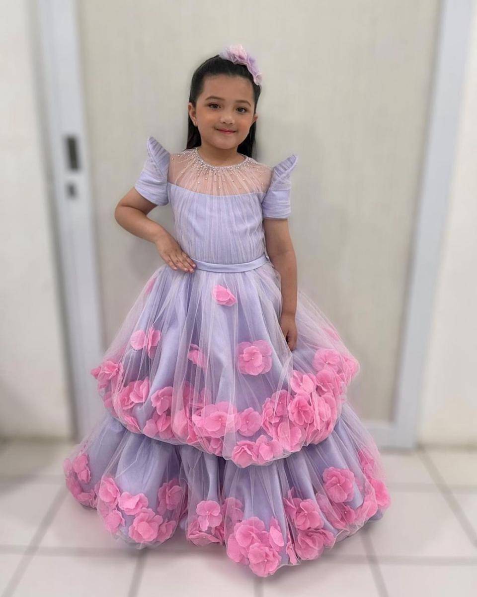Arsy Hermansyah (instagram.com/queenarsy)