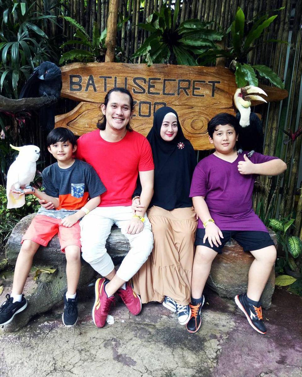 potret keluarga Rully Firmansyah (instagram.com/rully_fiss)