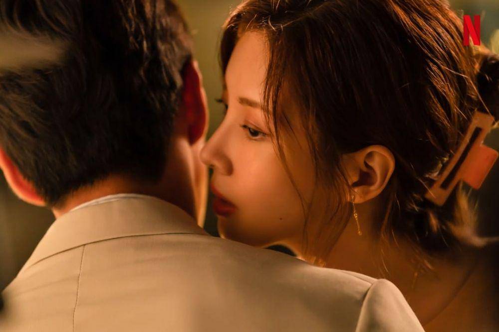 cuplikan penampilan Seohyun dan Lee Jun Young bintangi film Love and Leashes (dok. Seed Film/Love and Leashes)