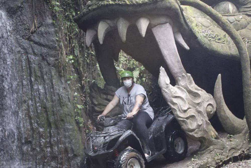 Ivan Gunawan bermain ATV di Bali. (instagram.com/atv_greenbaliadventure)
