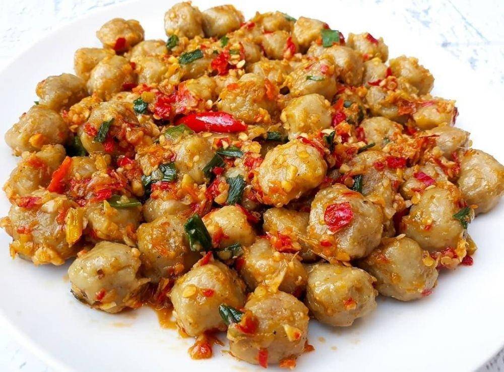 Ilustrasi bakso mercon sambal cakalang (instagram.com/ocha_chupid)