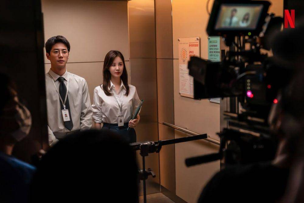 cuplikan penampilan Seohyun dan Lee Jun Young bintangi film Love and Leashes (dok. Seed Film/Love and Leashes)