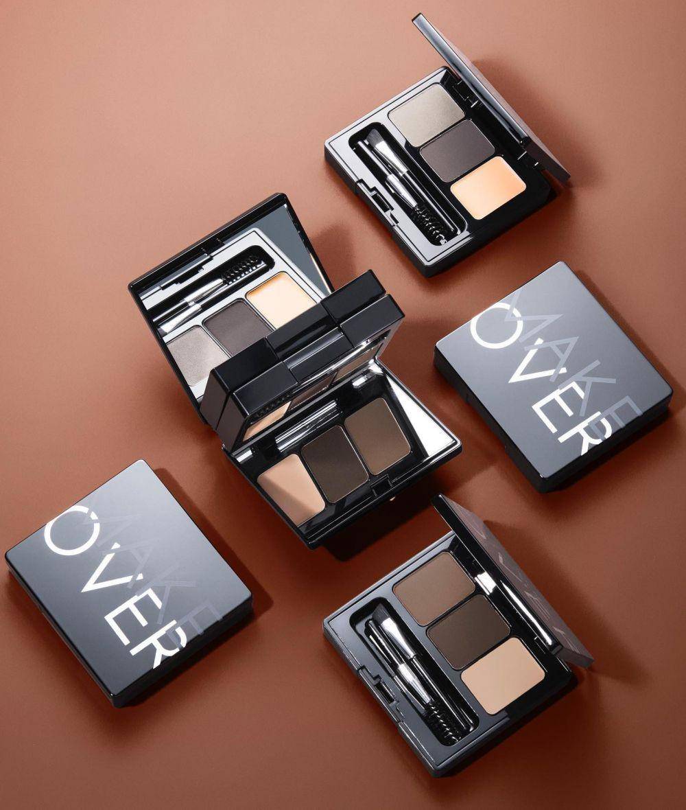 rekomendasi eyebrow powder (instagram.com/makeoverid)