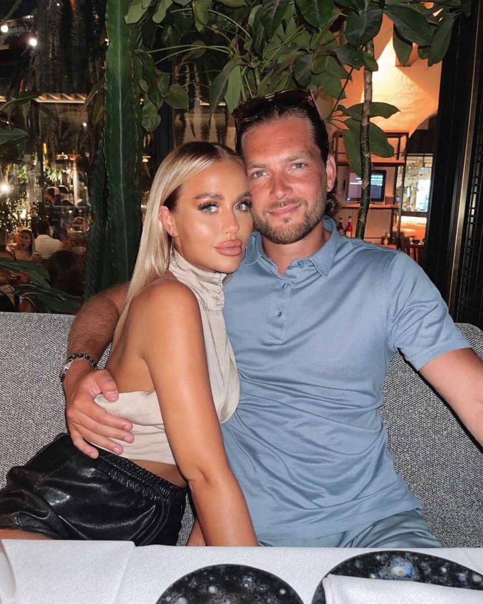 Lottie Tomlinson dan kekasih (instagram.com/mrlewisburton)