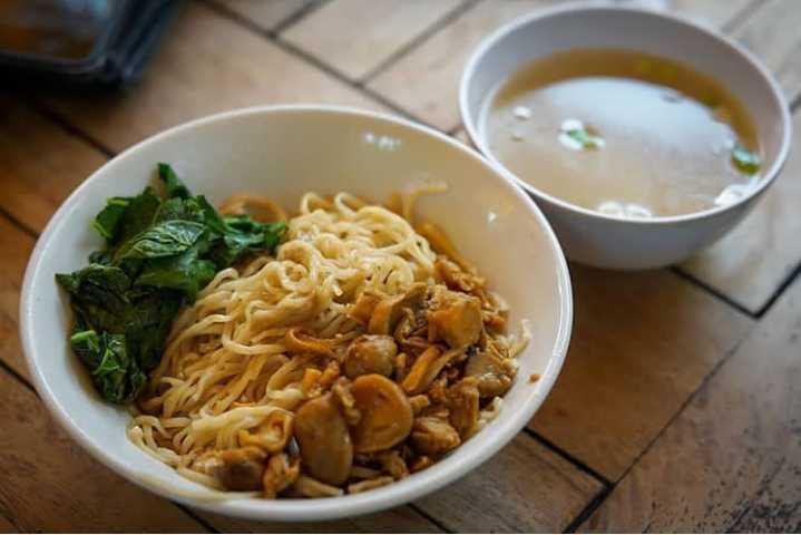 6 Kuliner di Menteng yang Legendaris, Dijamin Bikin Gagal Diet!