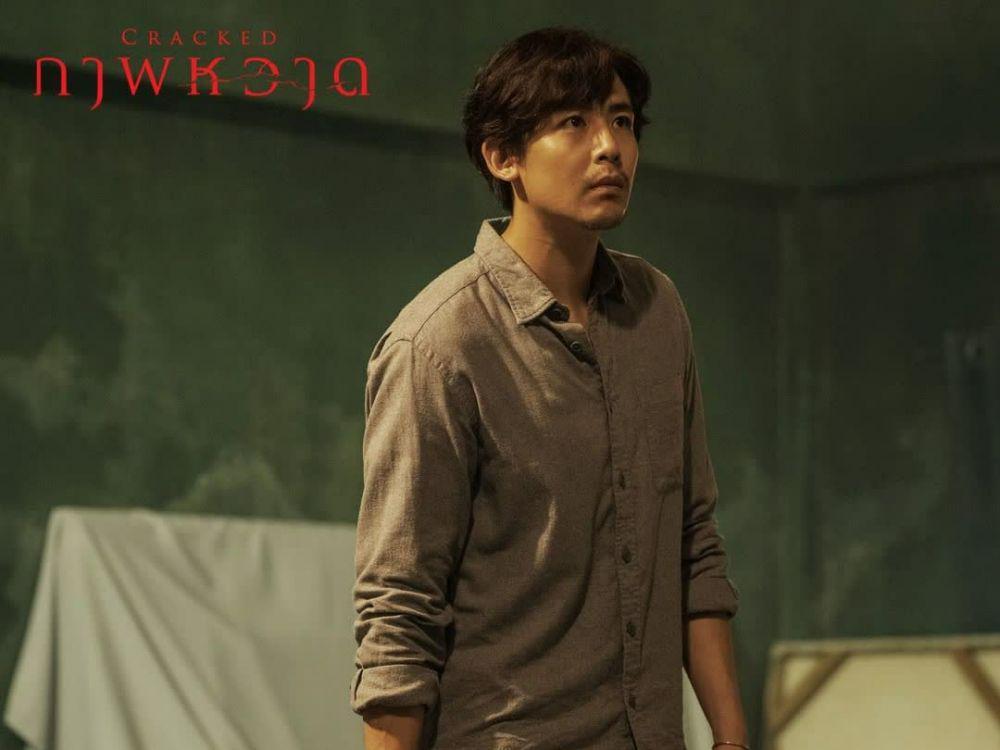 10 Fakta Film Horor Thailand Cracked, Comeback Akting Nichkhun 2PM