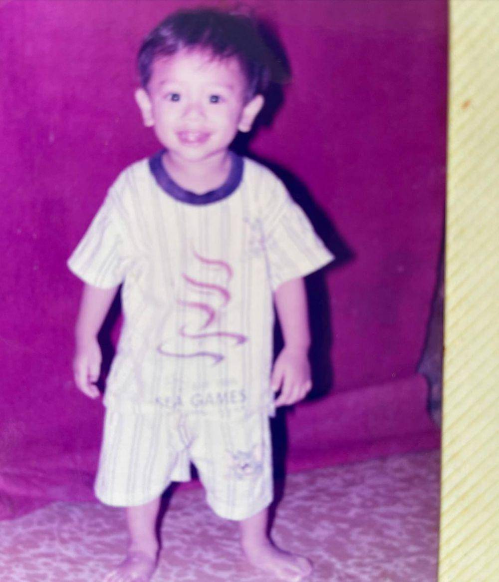 potret masa kecil Rizky Billar (instagram.com/danieleddy46)